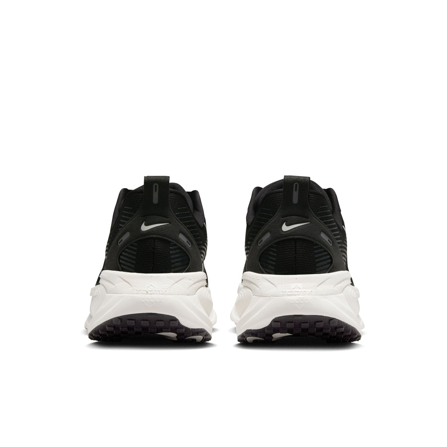 NIKE VOMERO 18 | NIKE Men Shoes | Running Shoes