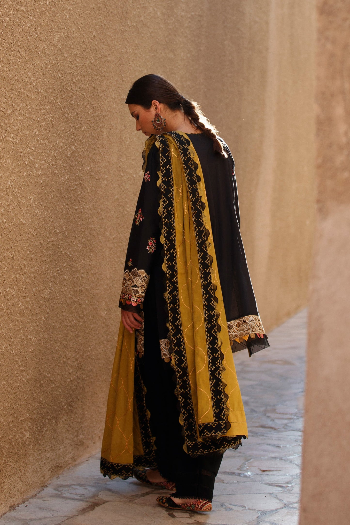 TALAYEH (ZL22-06 B) | Zaha Summer Lawn Collection 2022 | Unstitched Embroidered Lawn Suits