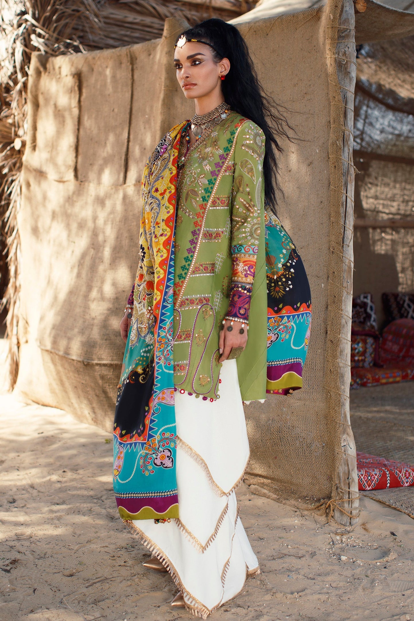 EL22-04 B (MAHROSH) | Elan Lawn 2022 | Unstitched Embroidered Lawn Suit