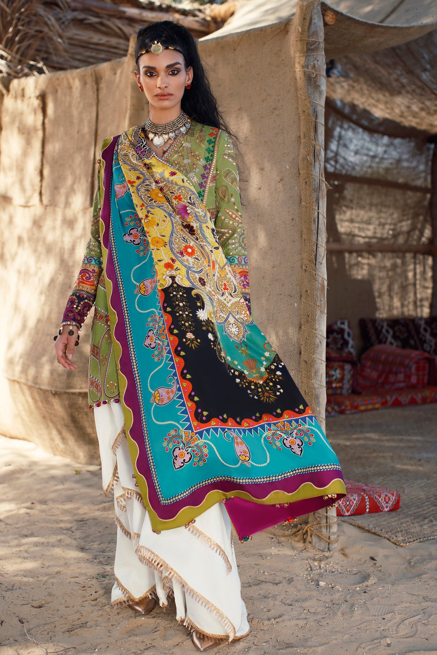 EL22-04 B (MAHROSH) | Elan Lawn 2022 | Unstitched Embroidered Lawn Suit