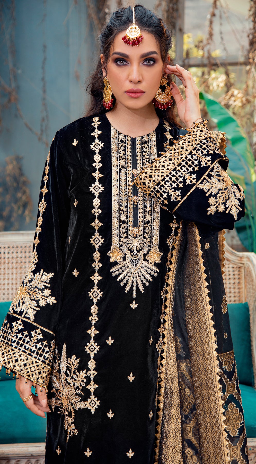 NOELLE VL121-02 | Anaya by Kiran Chaudhry Velour De Fete '21 | Unstitched Embroidered Velvet Suits