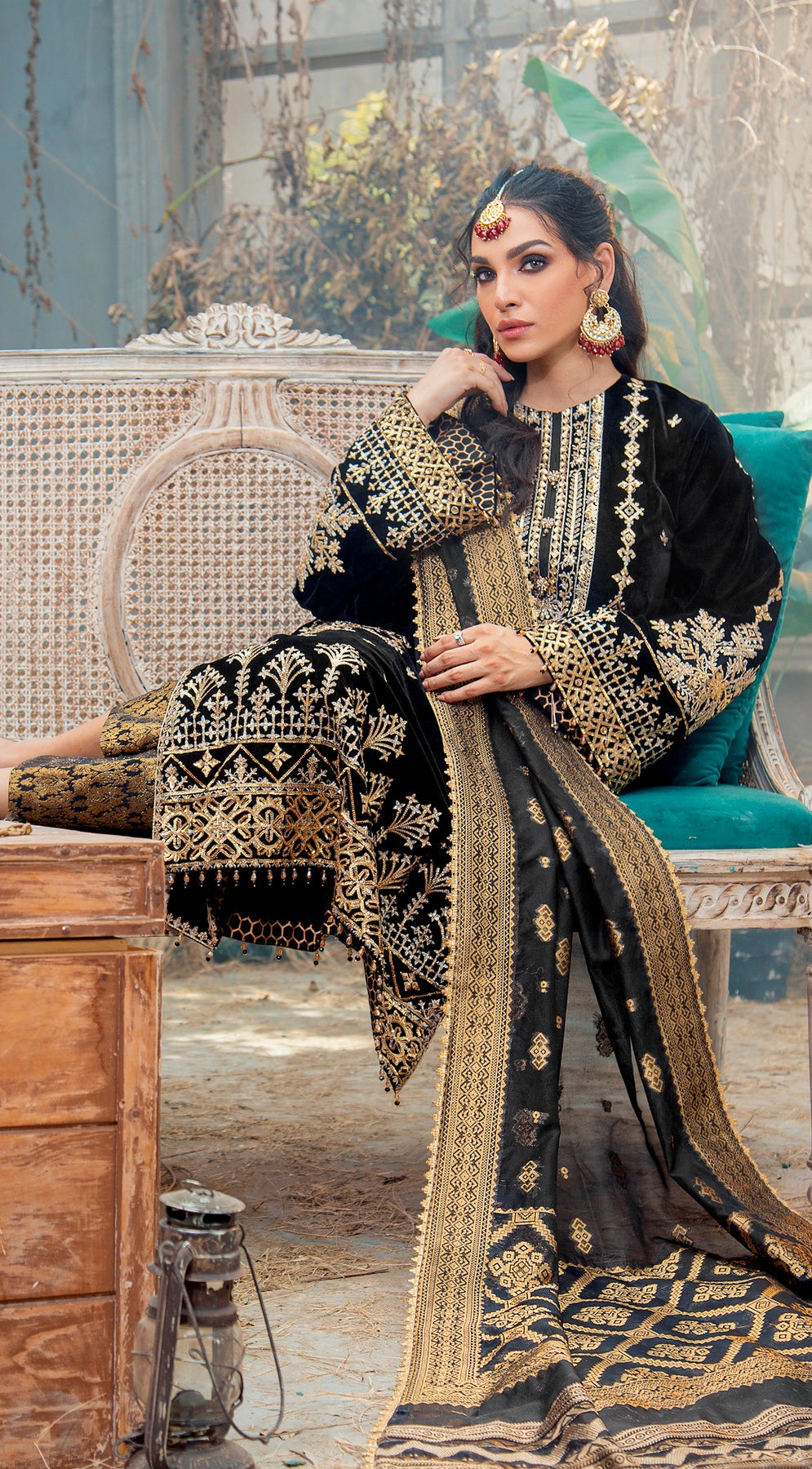 NOELLE VL121-02 | Anaya by Kiran Chaudhry Velour De Fete '21 | Unstitched Embroidered Velvet Suits