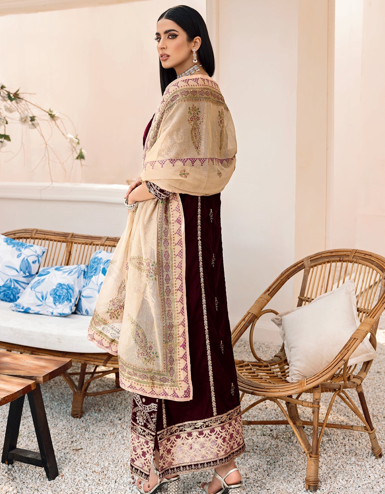 MK-304 | Emaan Adeel Makhmal Collection 2022 | Unstitched & Stitched Embroidered Valvet Suits