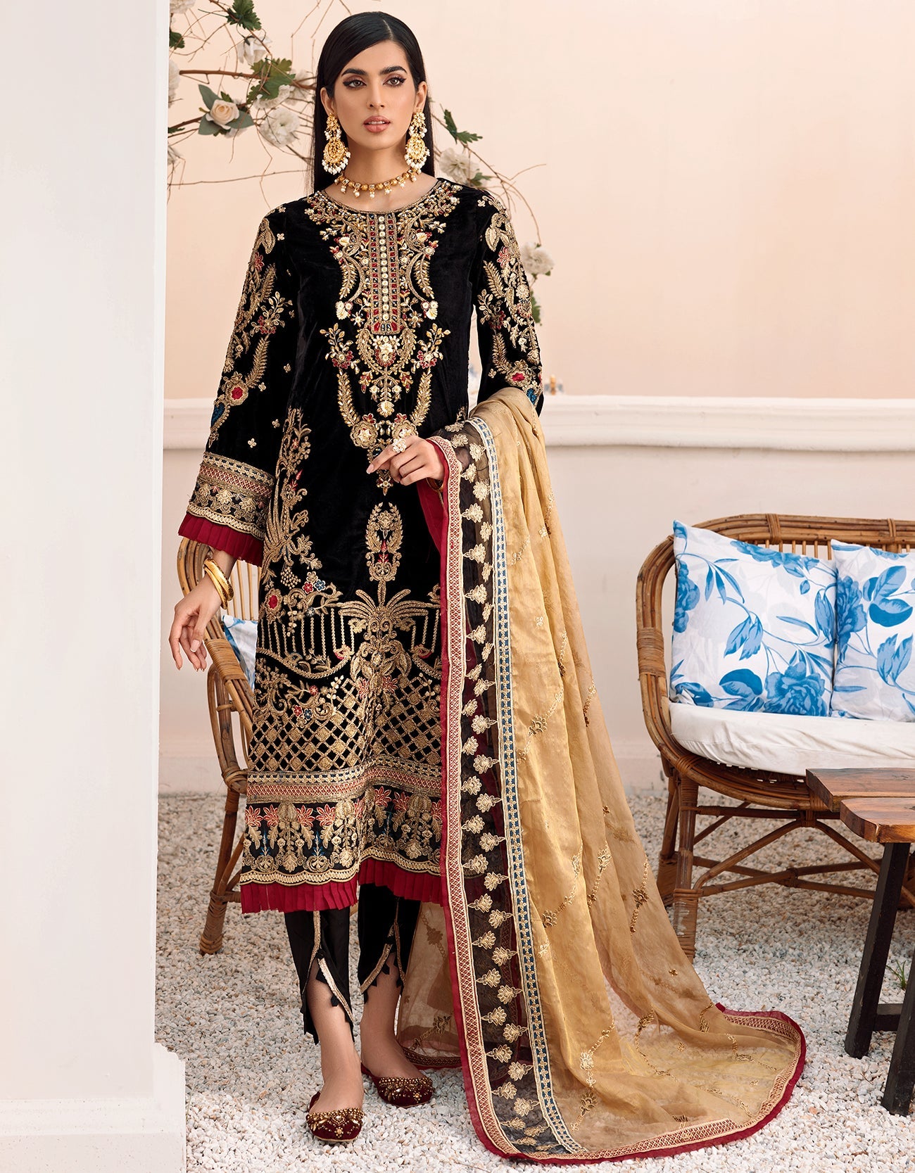 MK-307 | Emaan Adeel Makhmal Collection 2022 | Unstitched & Stitched Embroidered Valvet Suits