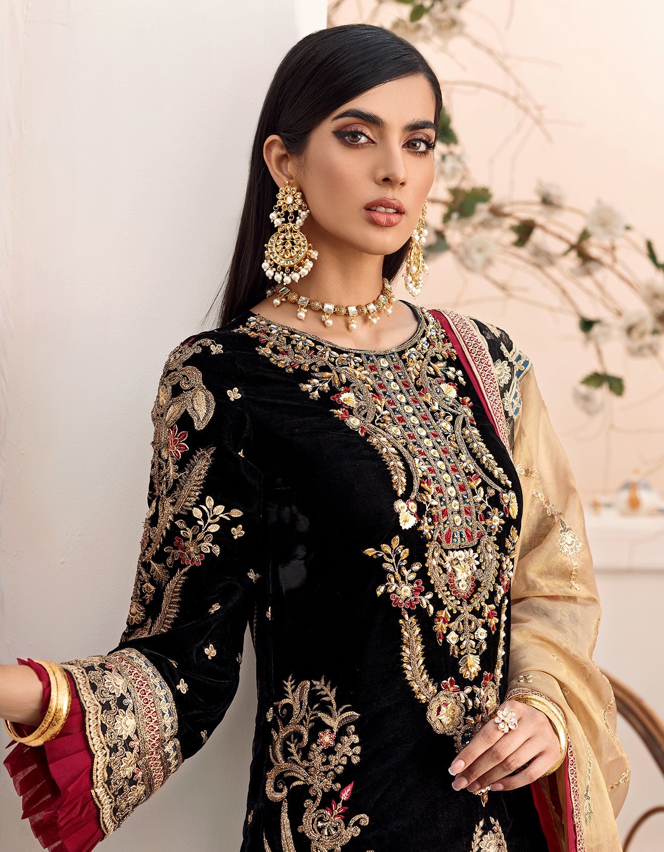 MK-307 | Emaan Adeel Makhmal Collection 2022 | Unstitched & Stitched Embroidered Valvet Suits