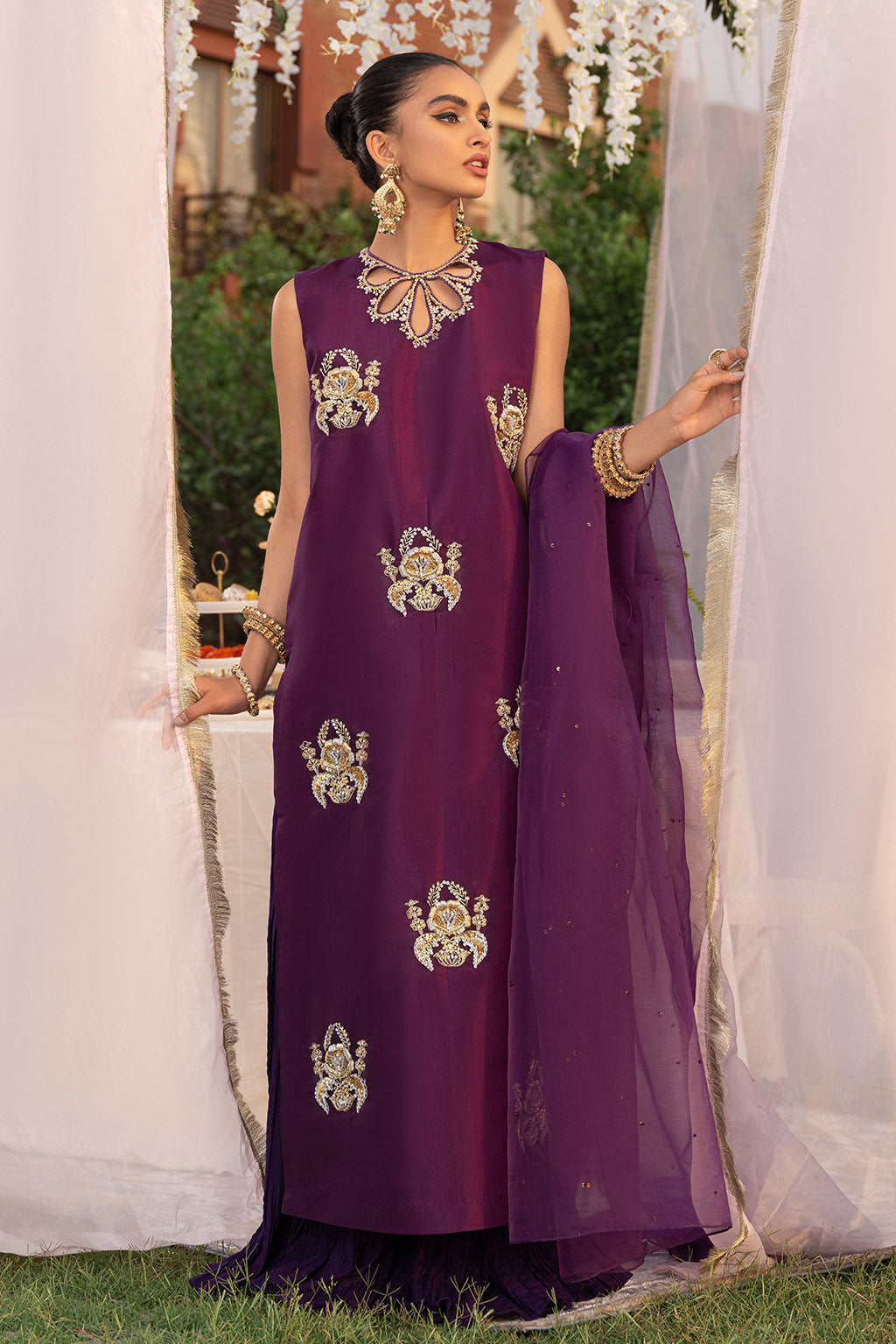 MM-08 | Vanya Mah-E-Meer RTW Stitched Collection