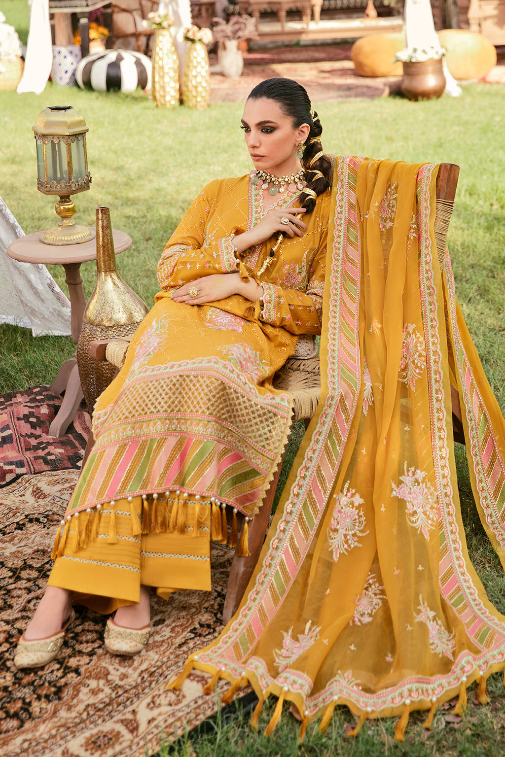 NURAY | Afrozeh Gul Bahar Festive Collection 2022 | Unstitched Embroidered Lawn Suits