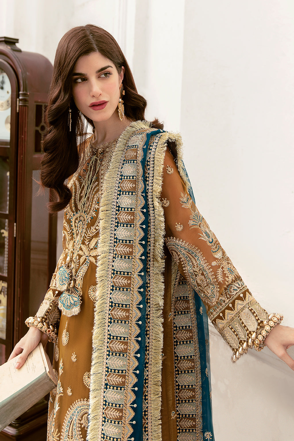 Imperial Brew | Afrozeh LA Fuchsia'22 Collection | Unstitched Chiffon Suits