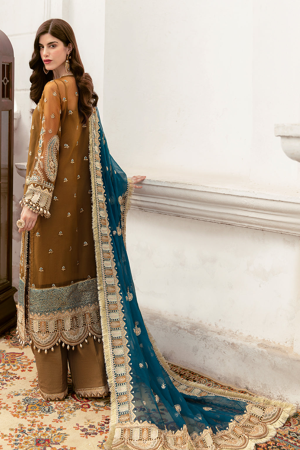 Imperial Brew | Afrozeh LA Fuchsia'22 Collection | Unstitched Chiffon Suits