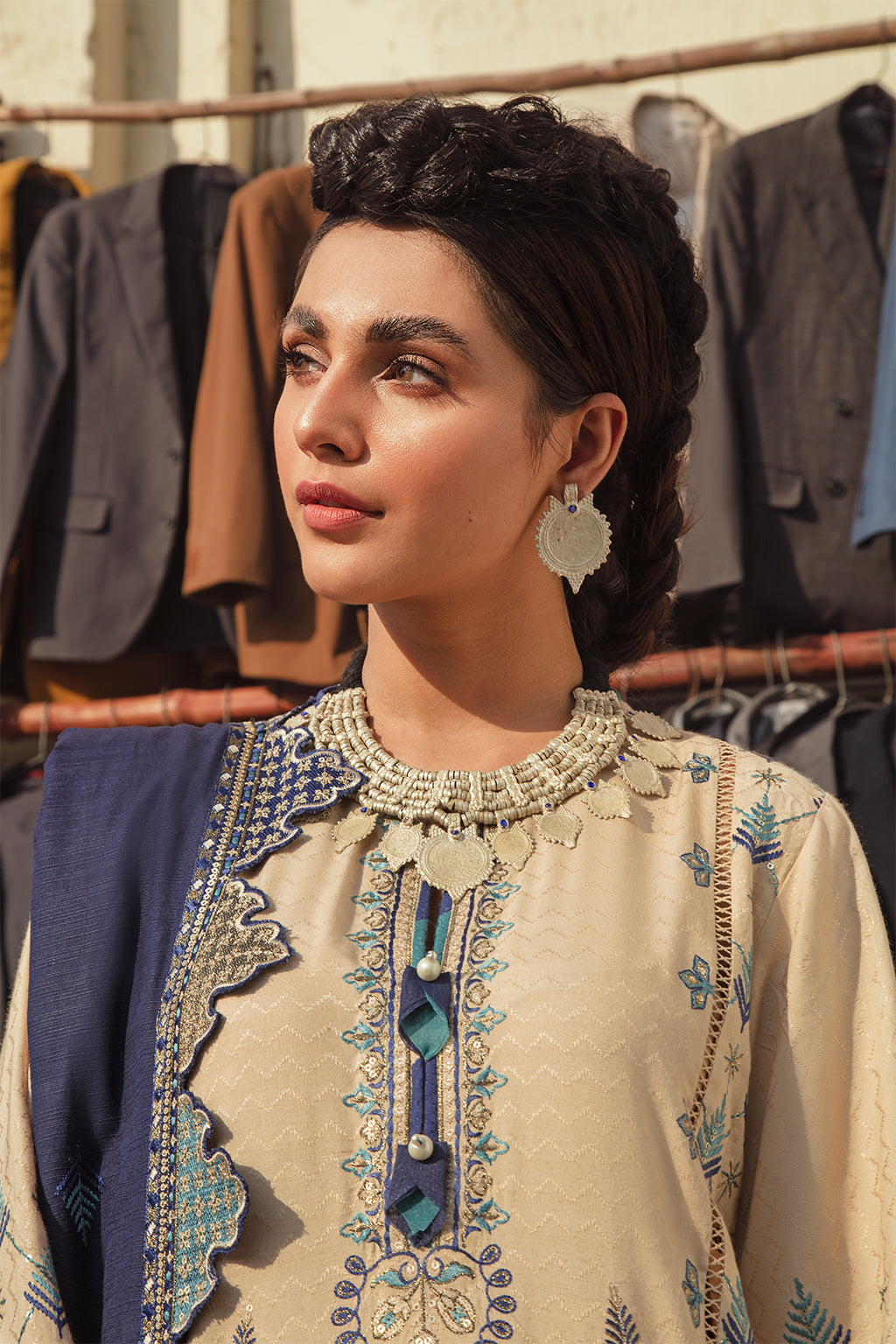 Nureh | Afrozeh Sardiyoon Ki Kahani Winter Collection 2021 | Unstitched Embroidered Khaddar Linen Suits