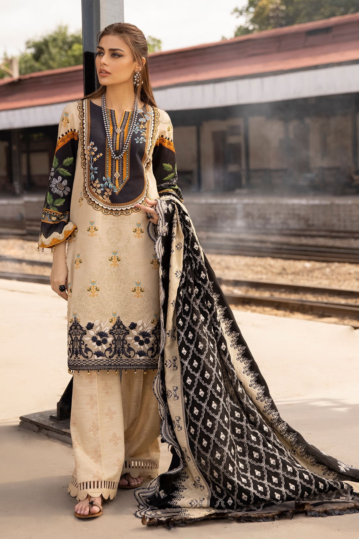 LEHAR | Nureh Maya Winter Khaddar Collection Vol 2 2021 | Unstitched Embroidered Khaddar Suits