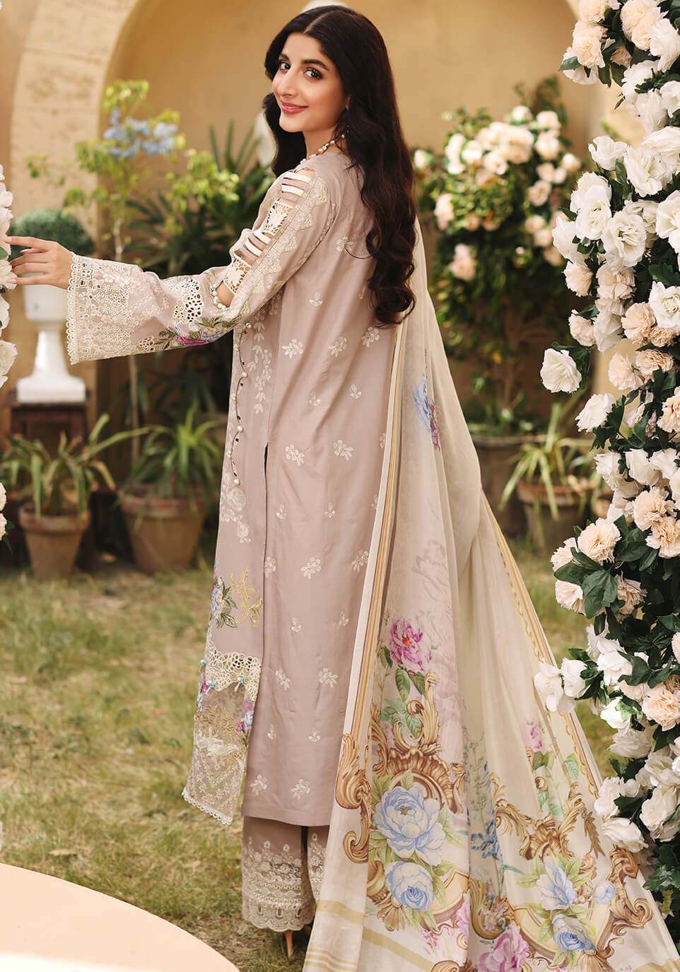 ELF-9A Beyond Dreams | Elaf Luxury Festive Lawn Collection 2022 | Unstitched Embroidered Lawn Suits