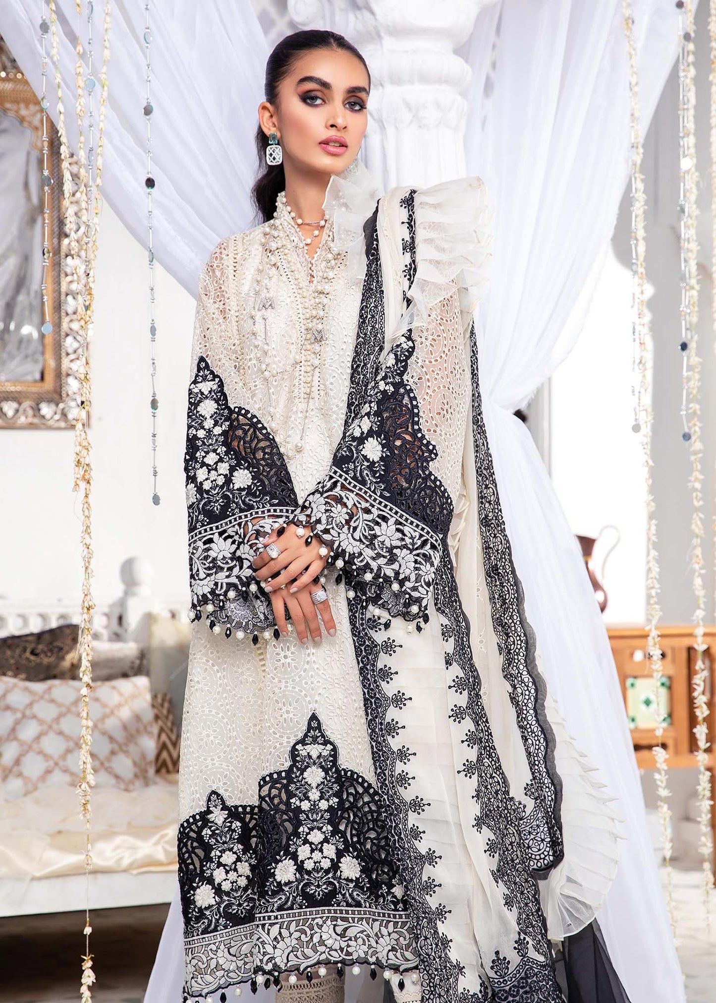 EL-22-05-Off White and Black | Maria.B. Lawn Eid Collection 2022 | Unstitched Embroidered Lawn Suit