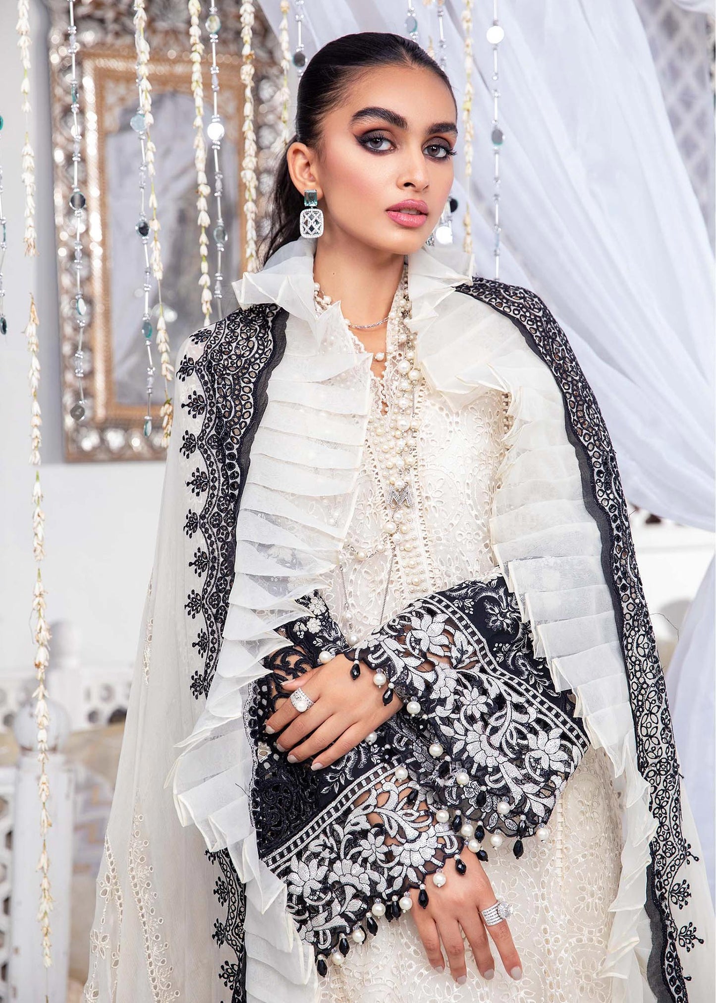 EL-22-05-Off White and Black | Maria.B. Lawn Eid Collection 2022 | Unstitched Embroidered Lawn Suit