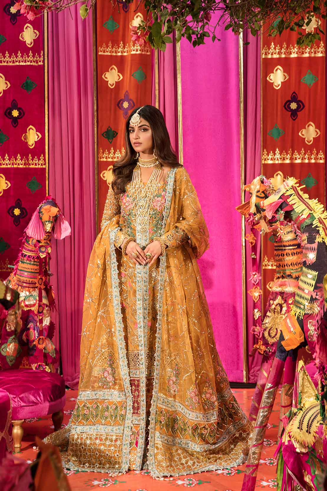 4A SUCHA GOTA - KAYSERI | Crimson X Saira Shakira Wedding Collection '22 | Unstitched Embroidered Velvet Suits