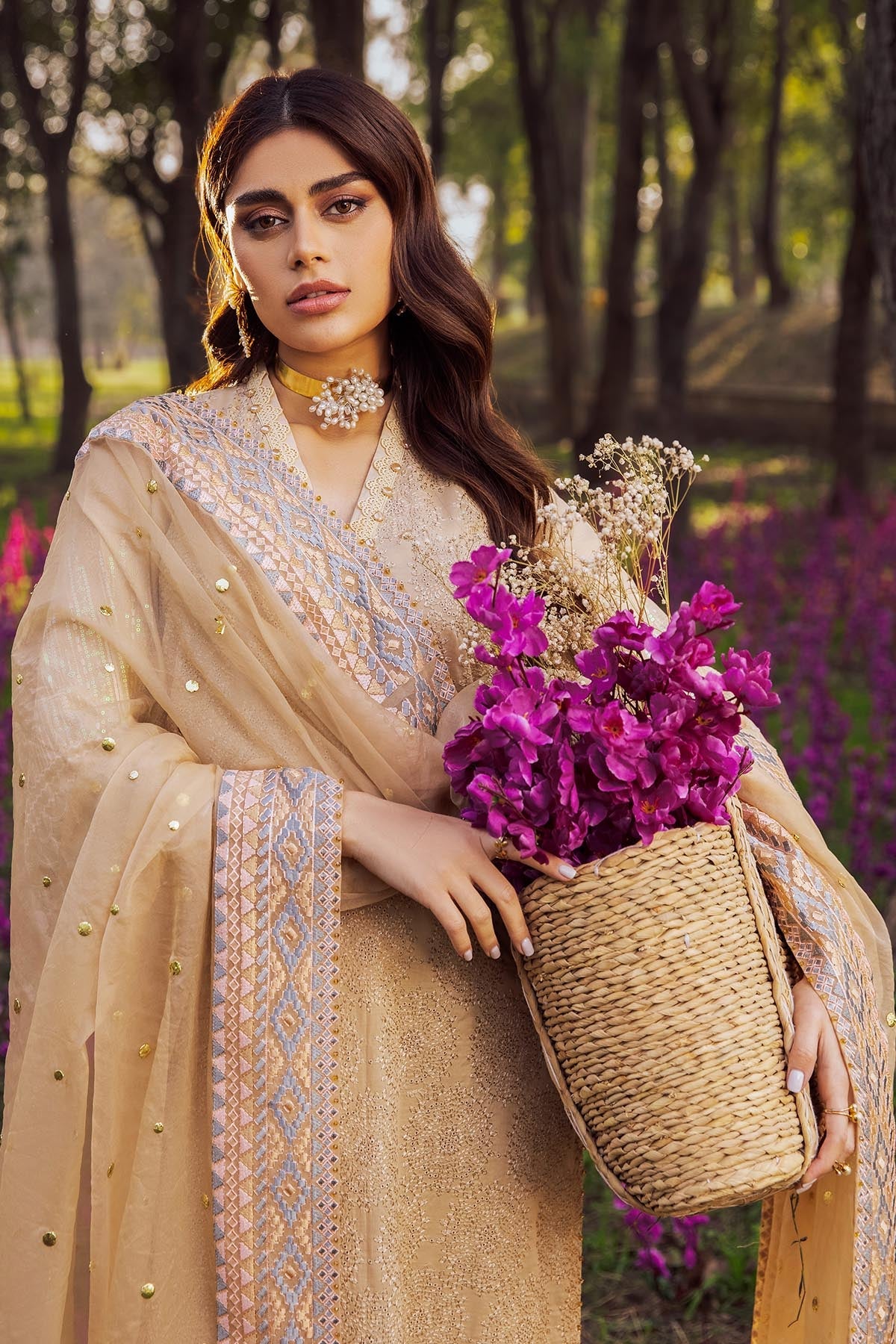 FLOWER GIRL NI-29 | Nureh Blooming Summers Exclusive Luxury Lawn Collection 2022 | Unstitched Embroidered Lawn Suits