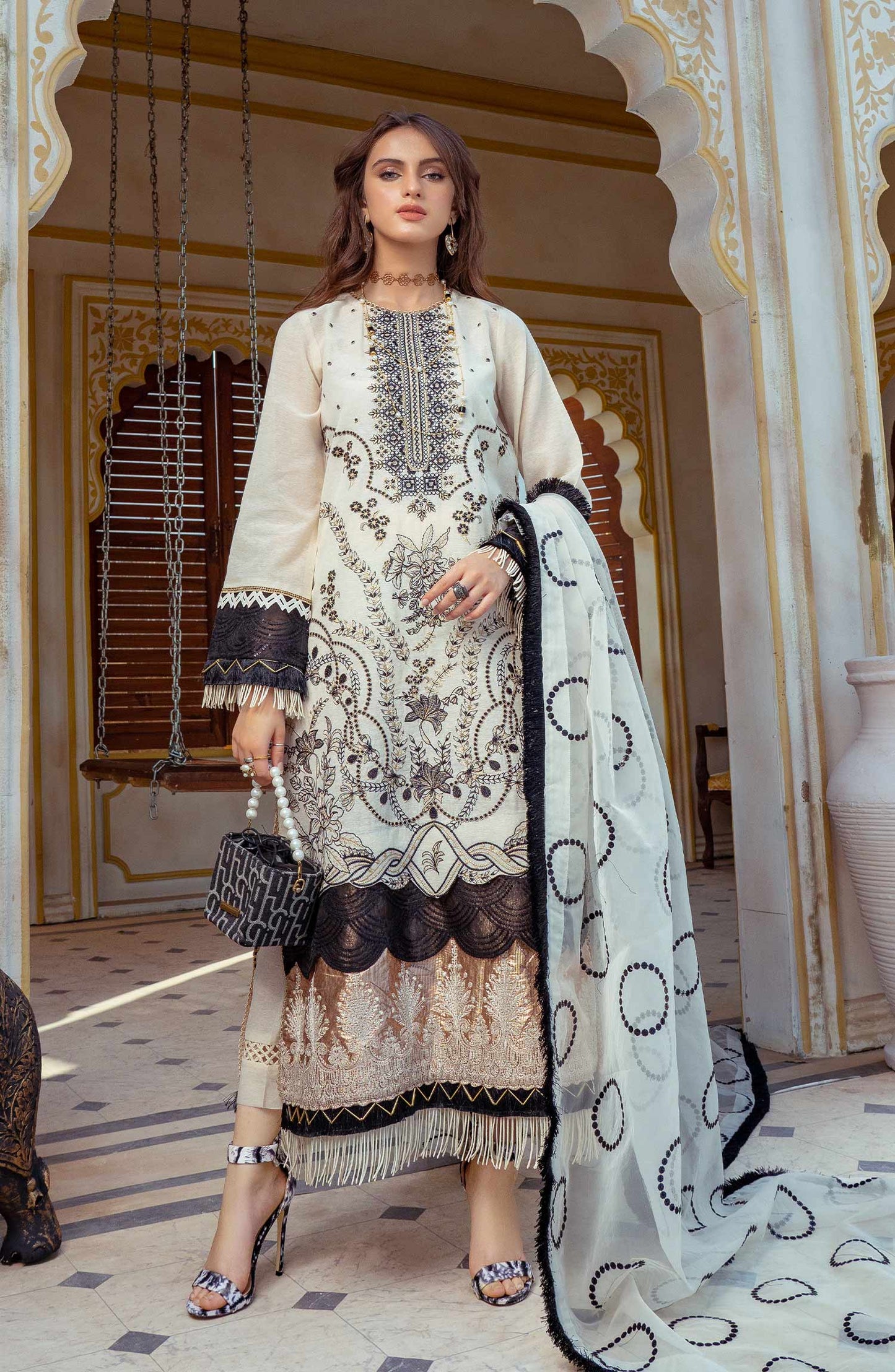 Black Rose - (MLRD - 066) | Maryum N Maria Luxury Pret Eid Edit 2022 | Stitched Ready to Wear Suits