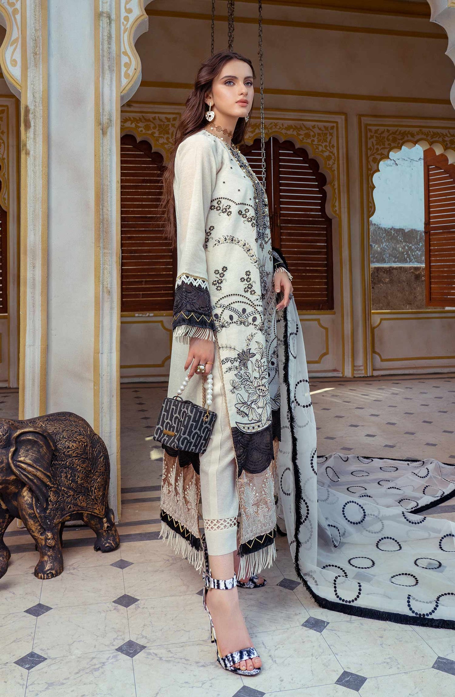Black Rose - (MLRD - 066) | Maryum N Maria Luxury Pret Eid Edit 2022 | Stitched Ready to Wear Suits