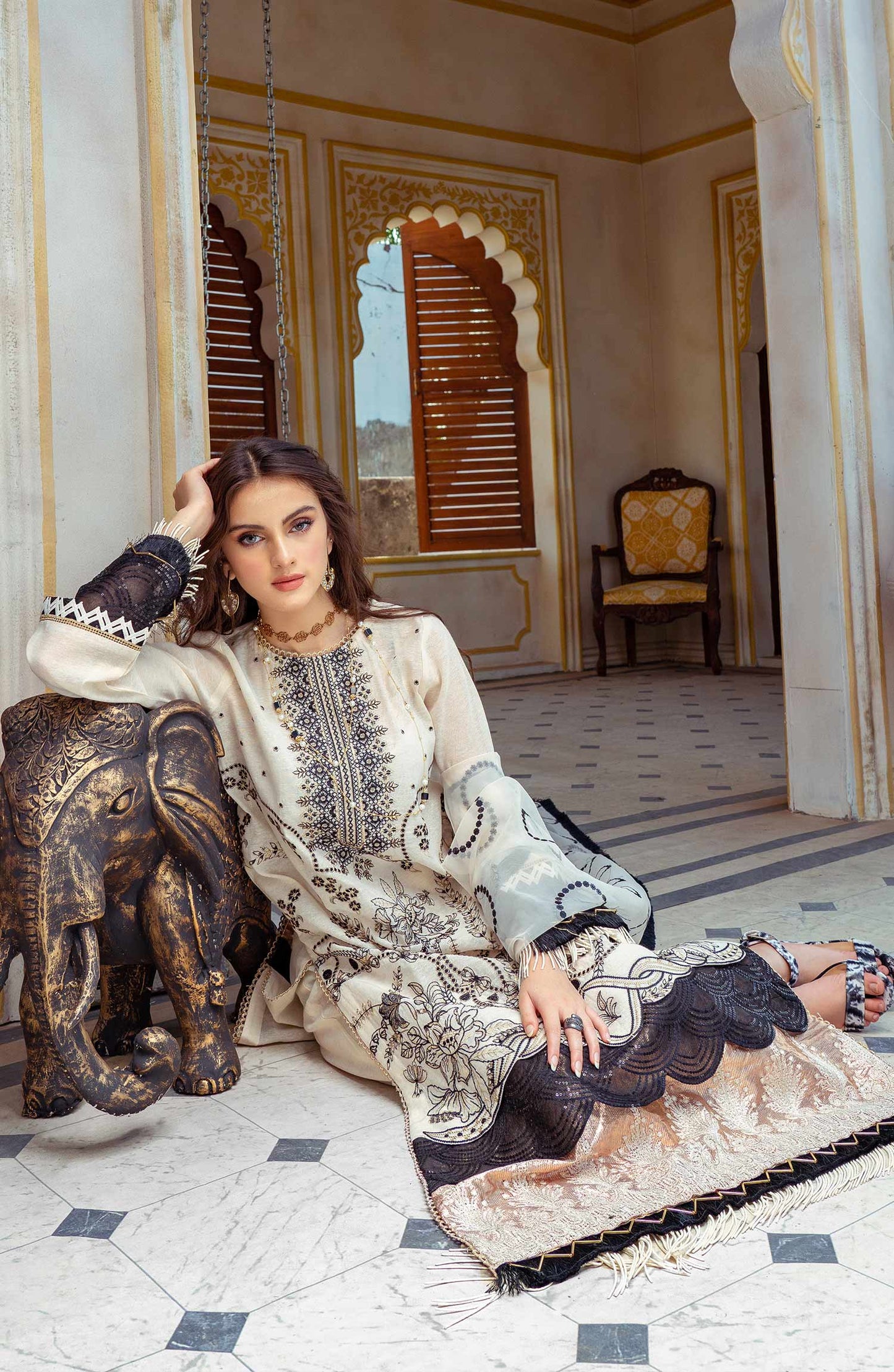 Black Rose - (MLRD - 066) | Maryum N Maria Luxury Pret Eid Edit 2022 | Stitched Ready to Wear Suits
