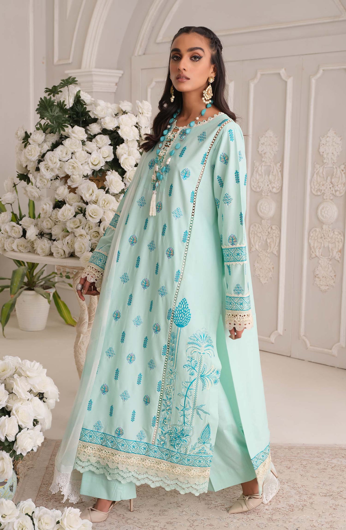 HOLIDAY (MLRD-012) | Maryum N Maria Luxury Pret Eid Edit 2022 | Stitched Ready to Wear Suits