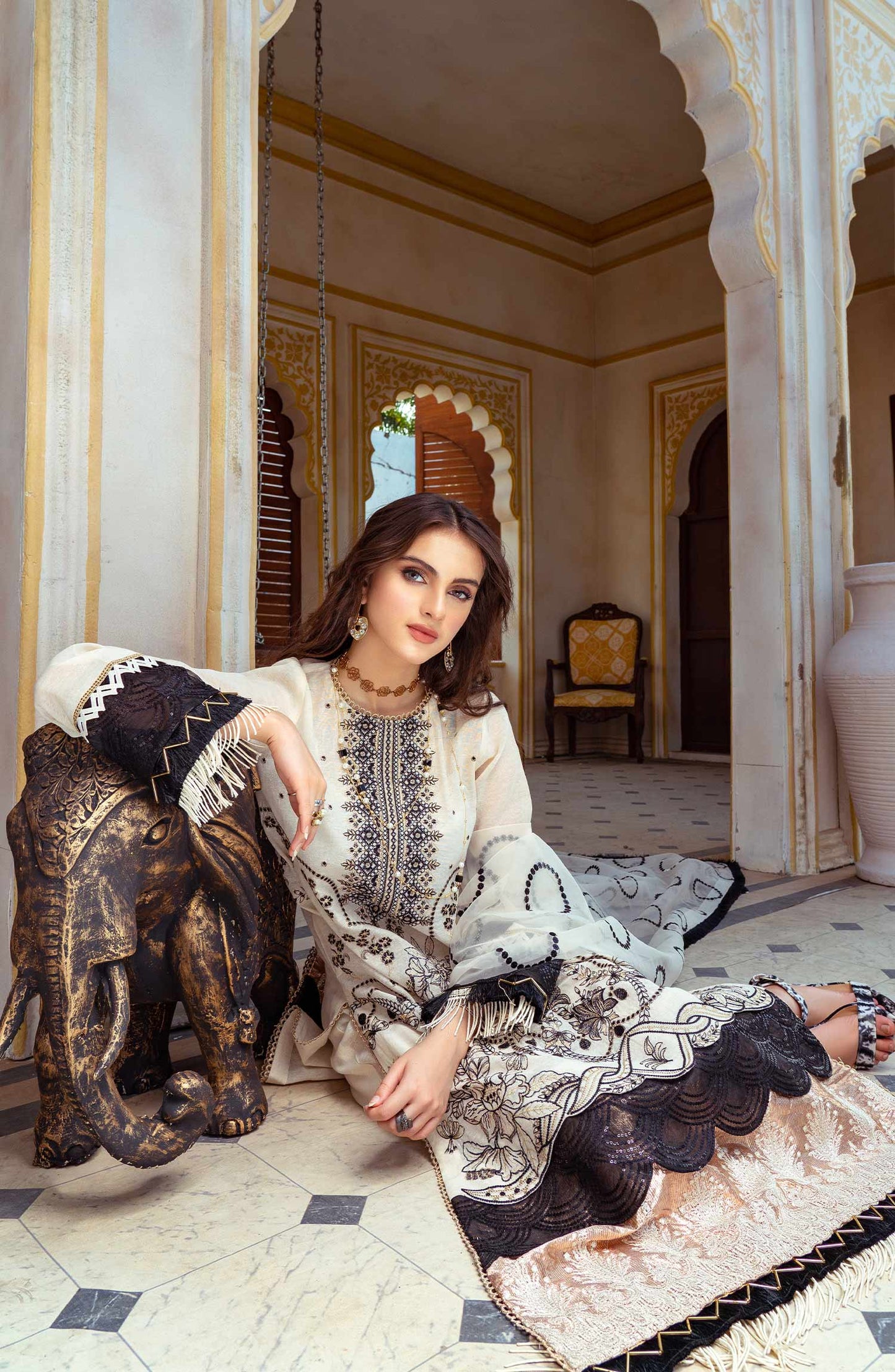 Black Rose - (MLRD - 066) | Maryum N Maria Luxury Pret Eid Edit 2022 | Stitched Ready to Wear Suits