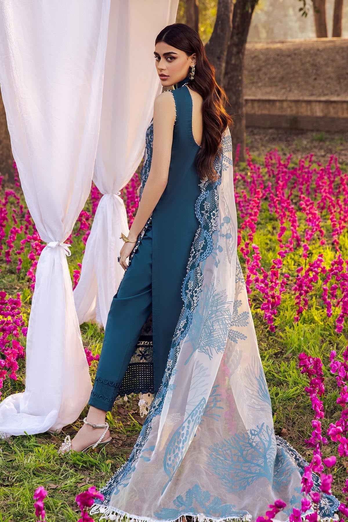 BABY BREATH NI-33 | Nureh Blooming Summers Exclusive Luxury Lawn Collection 2022 | Unstitched Embroidered Lawn Suits