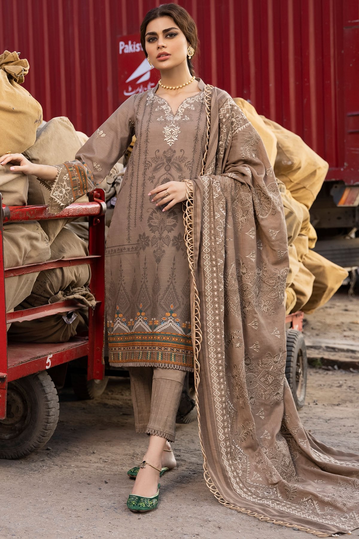 CHINAR | Nureh Maya Winter Khaddar Collection Vol 2 2021 | Unstitched Embroidered Khaddar Suits
