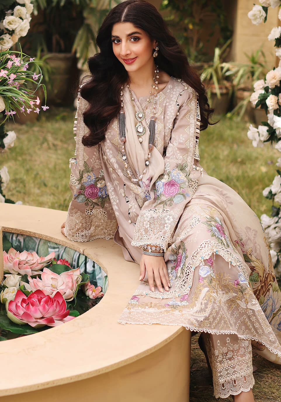 ELF-9A Beyond Dreams | Elaf Luxury Festive Lawn Collection 2022 | Unstitched Embroidered Lawn Suits