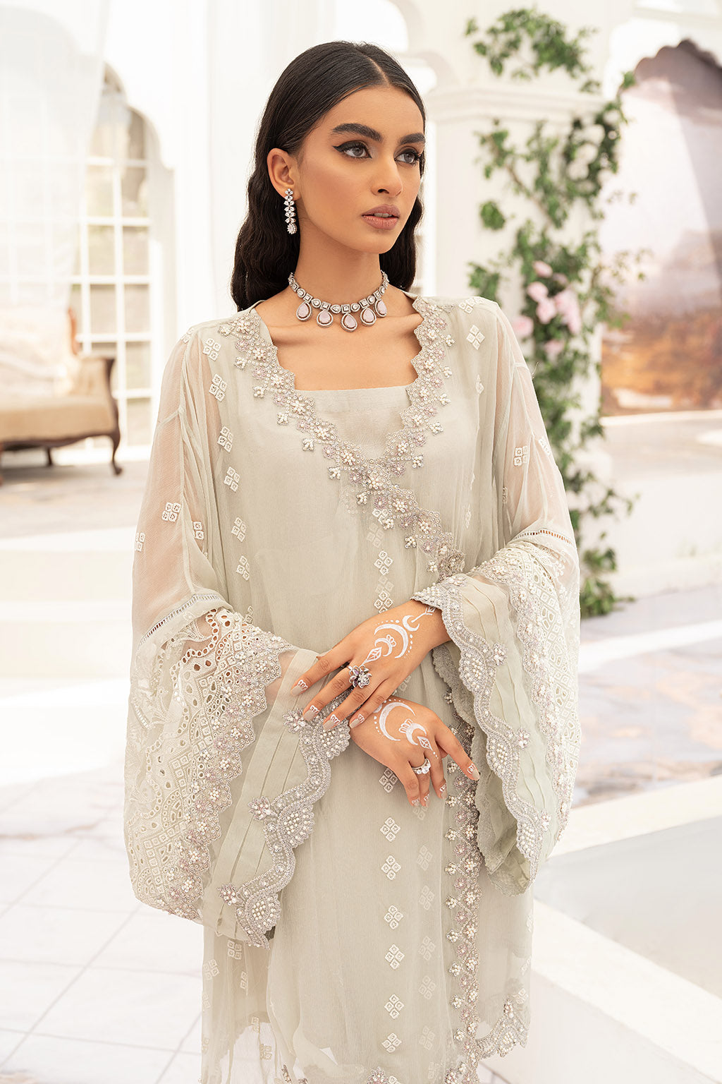 MM-17 | Vanya Mah-E-Meer RTW Stitched Collection