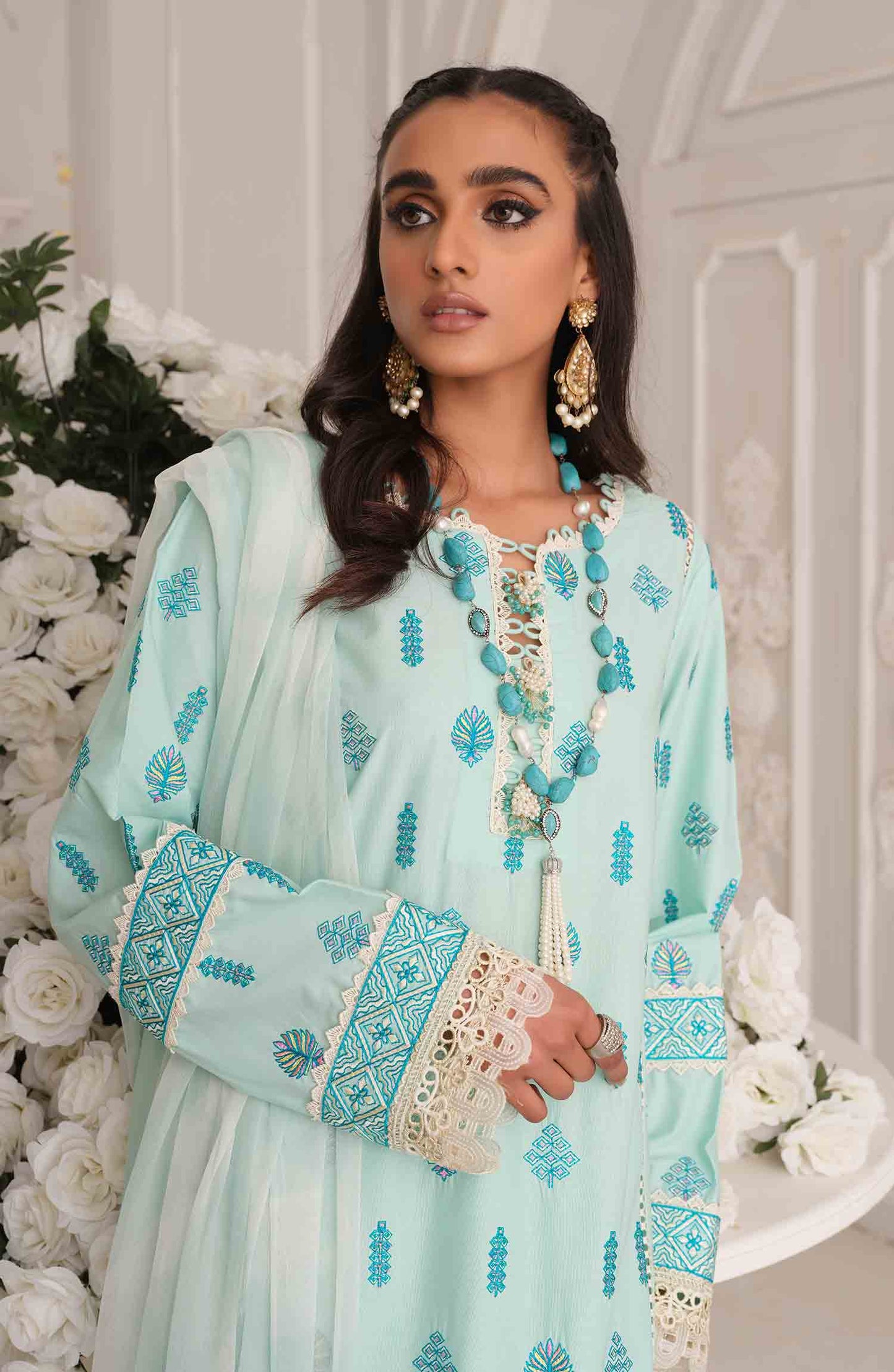 HOLIDAY (MLRD-012) | Maryum N Maria Luxury Pret Eid Edit 2022 | Stitched Ready to Wear Suits