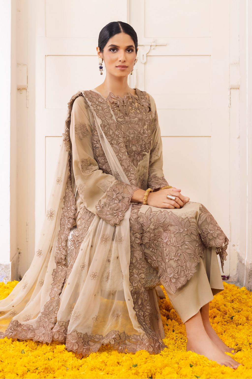 AL-09 Farsana | Iznik Aashiyan Embroidered unstitched Festive Lawn Collection23