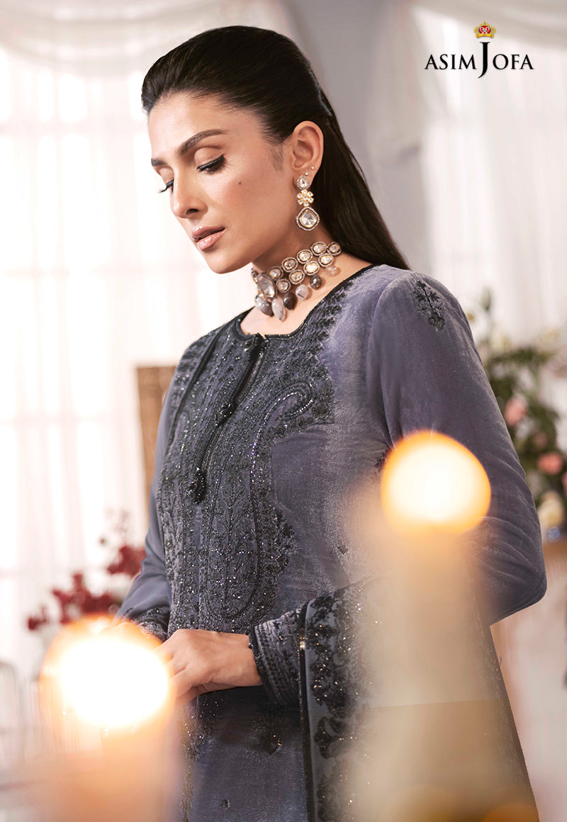 AJAM-05 | The Ayeza Edit by Asim Jofa Makhmal Royal Velvet Winter Collection 2022 | Unstitched Embroidered Velvet Suits