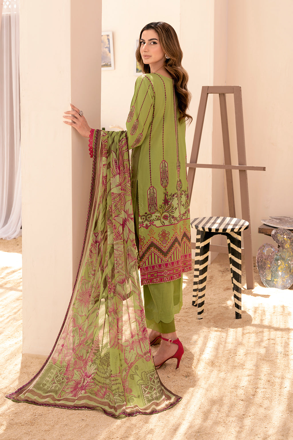 Y-712 | Ramsha Riwayat Luxury Lawn Vol 7 Collection | Unstitched Lawn Embroidered Suits
