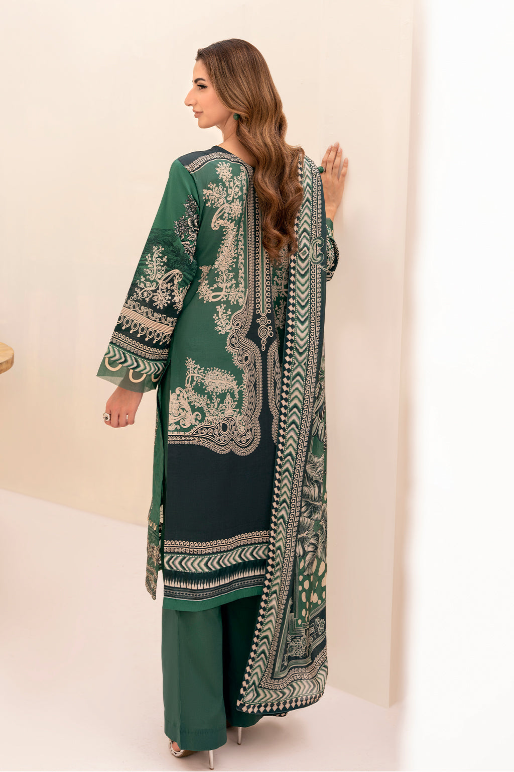 Y-705 | Ramsha Riwayat Luxury Lawn Vol 7 Collection| Unstitched Lawn Embroidered Suits