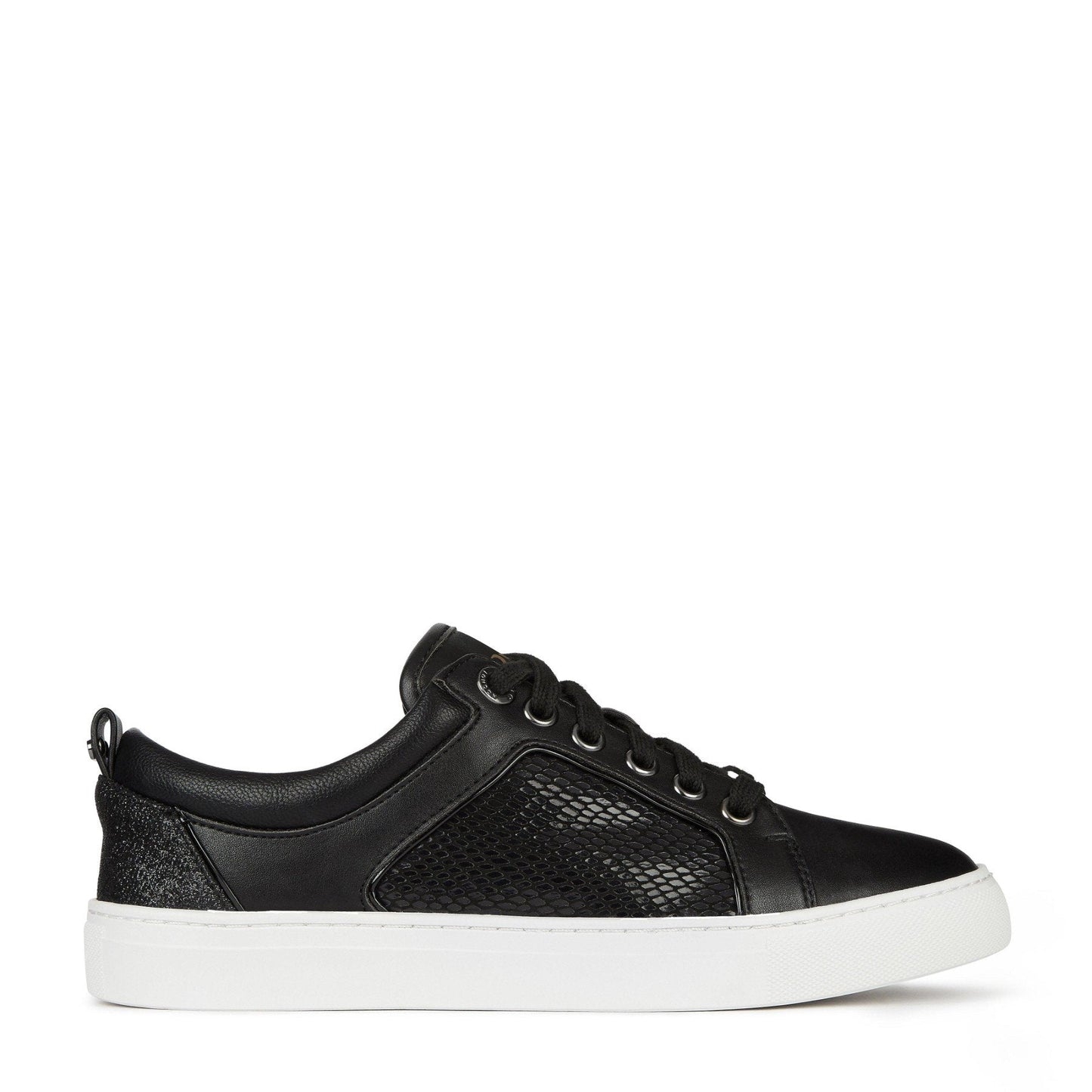 ESTEE - Black