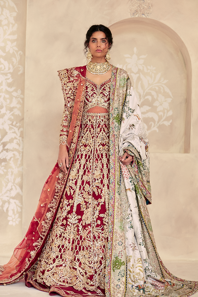 SCARLET | Suffuse Aab-e-Zar Luxury Wedding Collection 2020 | Unsttiched Embroidered Embelished Bridal Suits