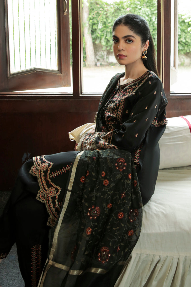AQ-01 ZAREEN | Qalamkar Qline Dastak Summer Collection 2022 | Unstitched Embroidered Lawn Suits