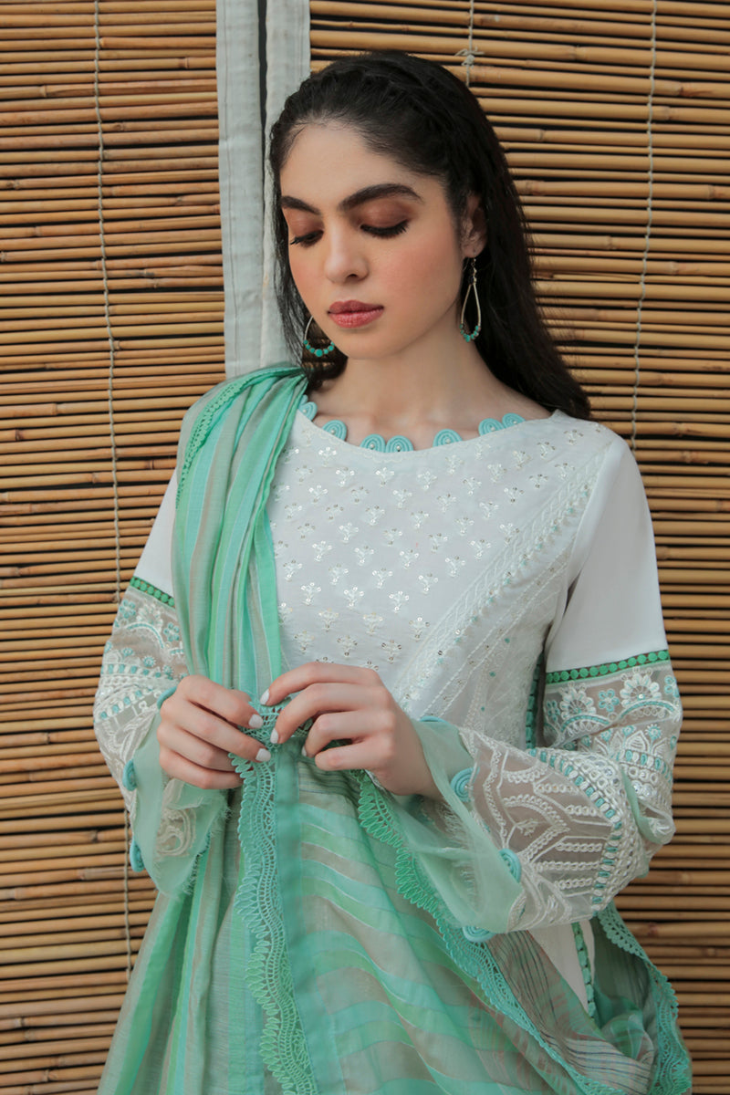 AQ-09 NAILA | Qalamkar Qline Dastak Summer Collection 2022 | Unstitched Embroidered Lawn Suits