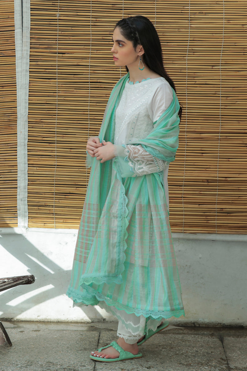 AQ-09 NAILA | Qalamkar Qline Dastak Summer Collection 2022 | Unstitched Embroidered Lawn Suits