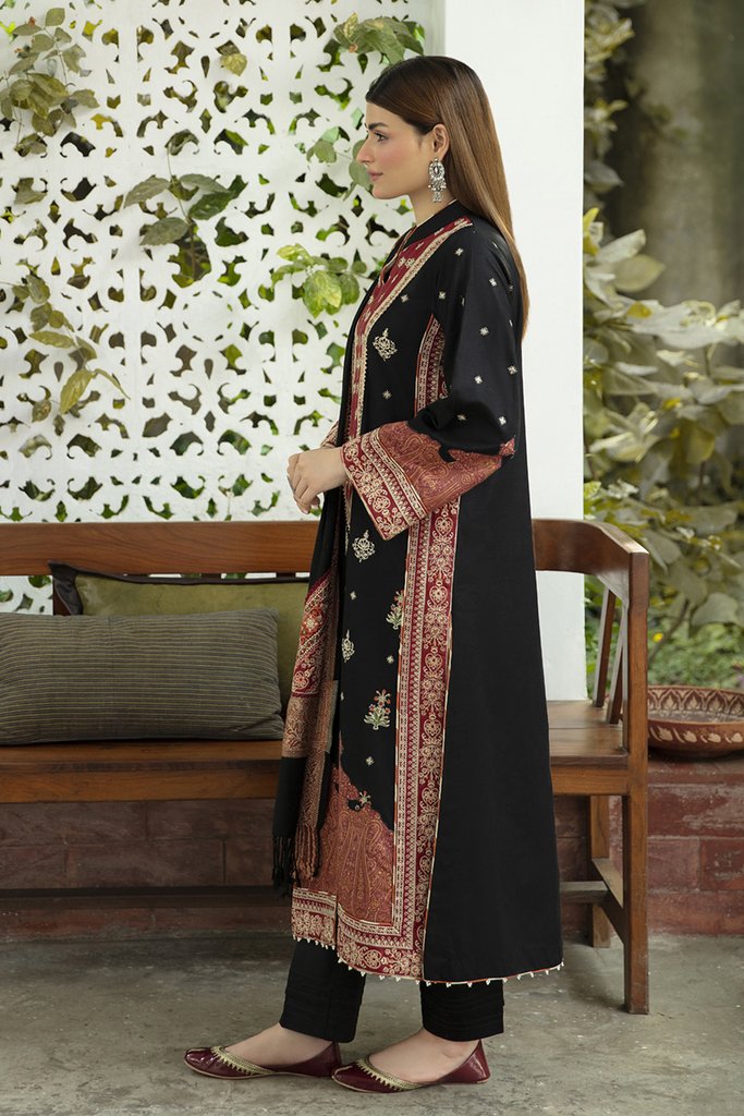 NW-08 | Qalamkar Qline Linen Winter Collection 2021 | Unstitched Embroidered Organza Suits