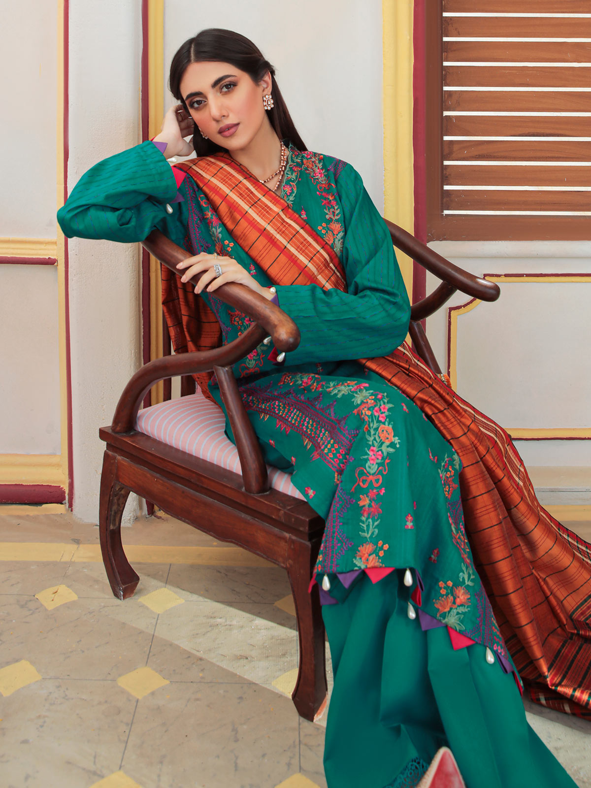 Nissa Festive By RajBari '22 D#02 | Unstitched Embroidered Jacquard Suit