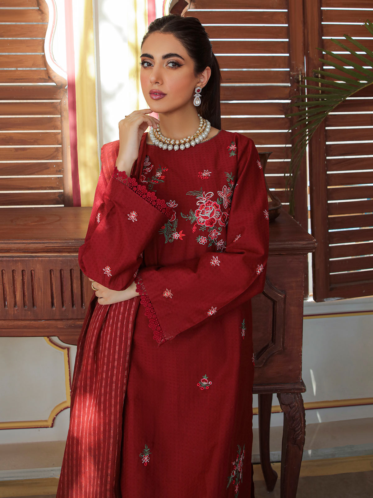 Nissa Festive By RajBari '22 D#04 | Unstitched Embroidered Jacquard Suit