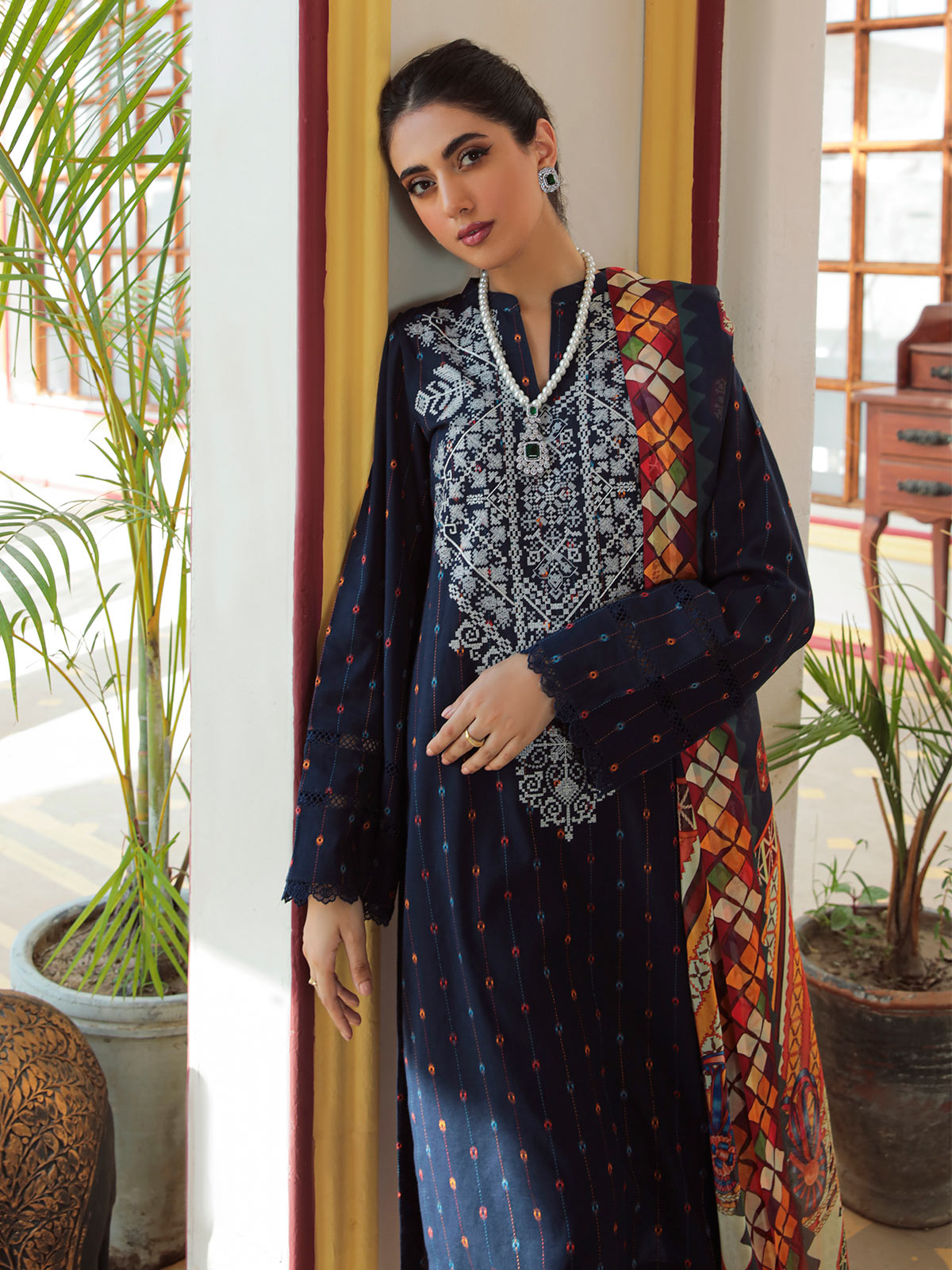 Nissa Festive By RajBari '22 D#08 | Unstitched Embroidered Jacquard Suit