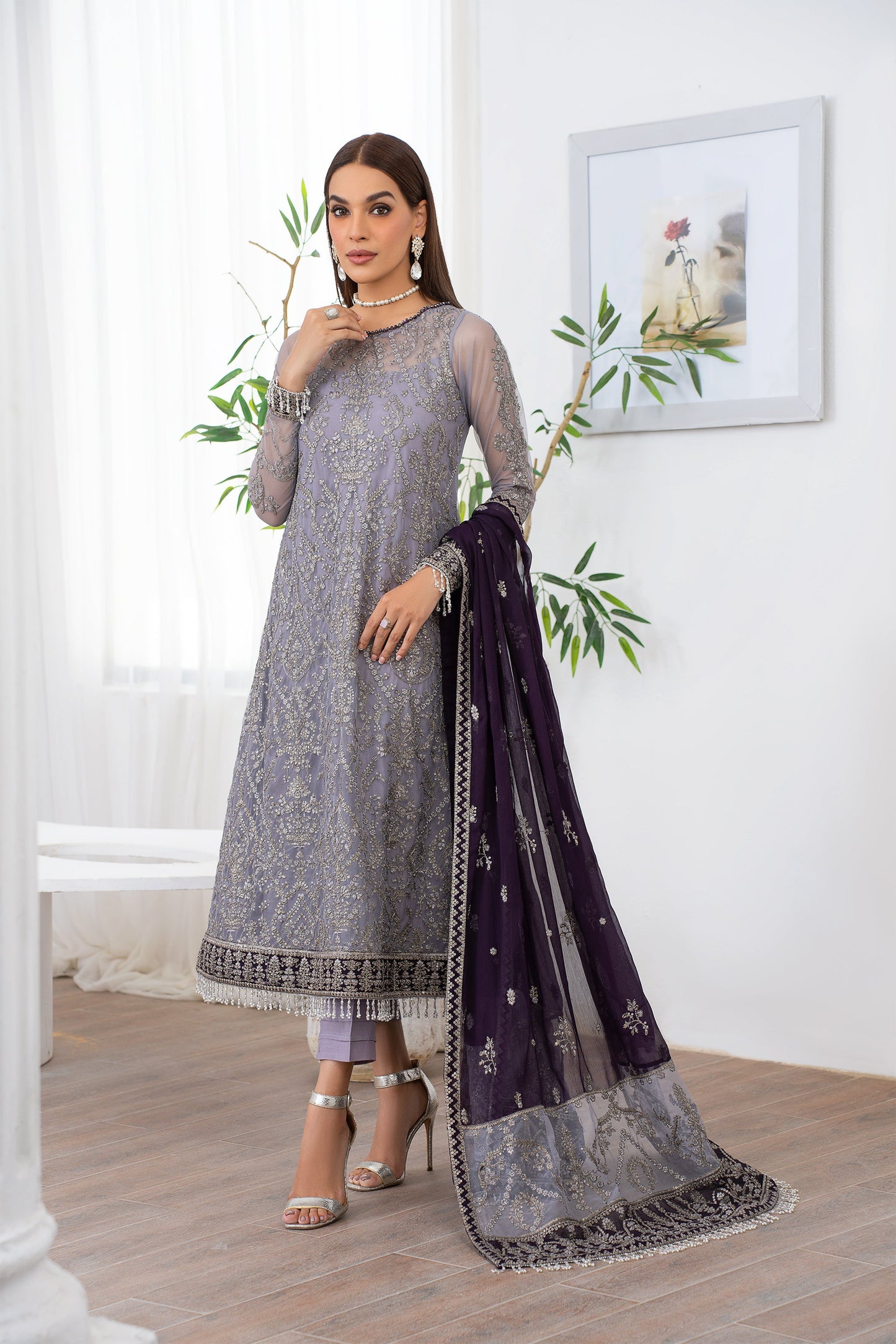 ZLM 08 AYMEL | Zarif Meeral Luxury Formals collection.