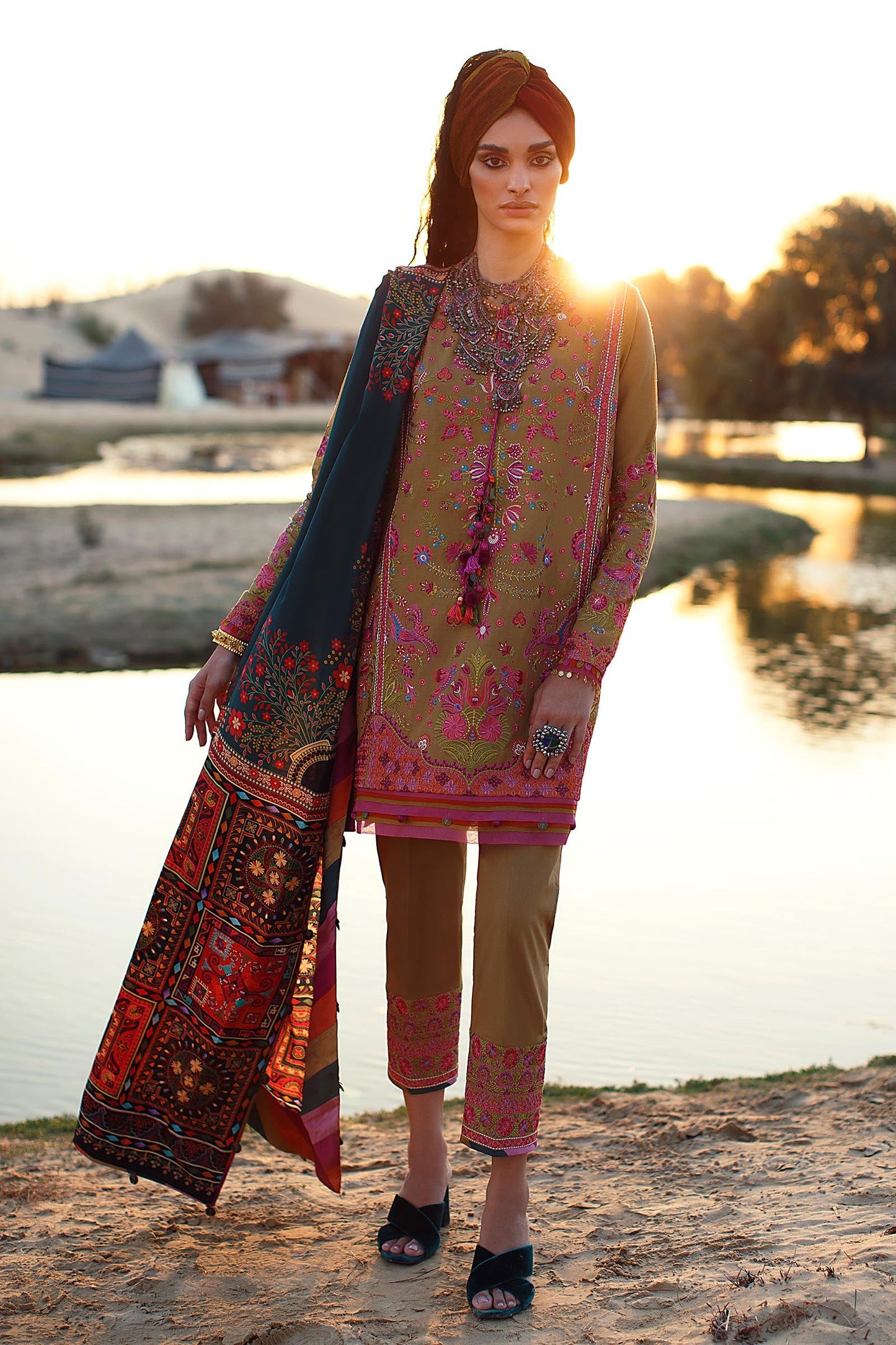 EL22-14 A (LYANNA) | Elan Lawn 2022 | Unstitched Embroidered Lawn Suit