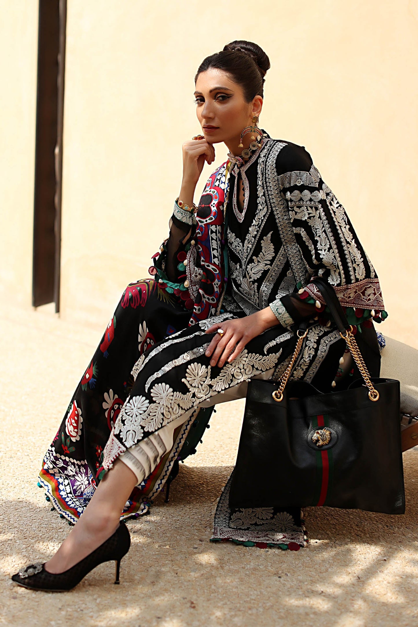 EL22-03 B (QISTINA) | Elan Lawn 2022 | Unstitched Embroidered Lawn Suit