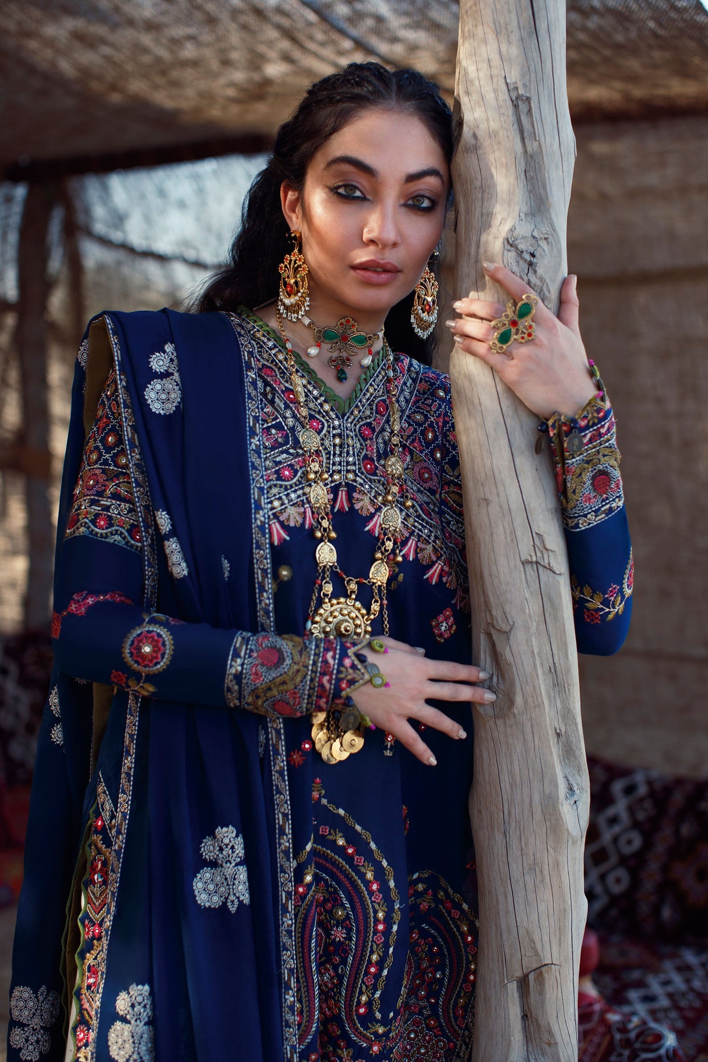 EL22-07 B (ZEINA) | Elan Lawn 2022 | Unstitched Embroidered Lawn Suit