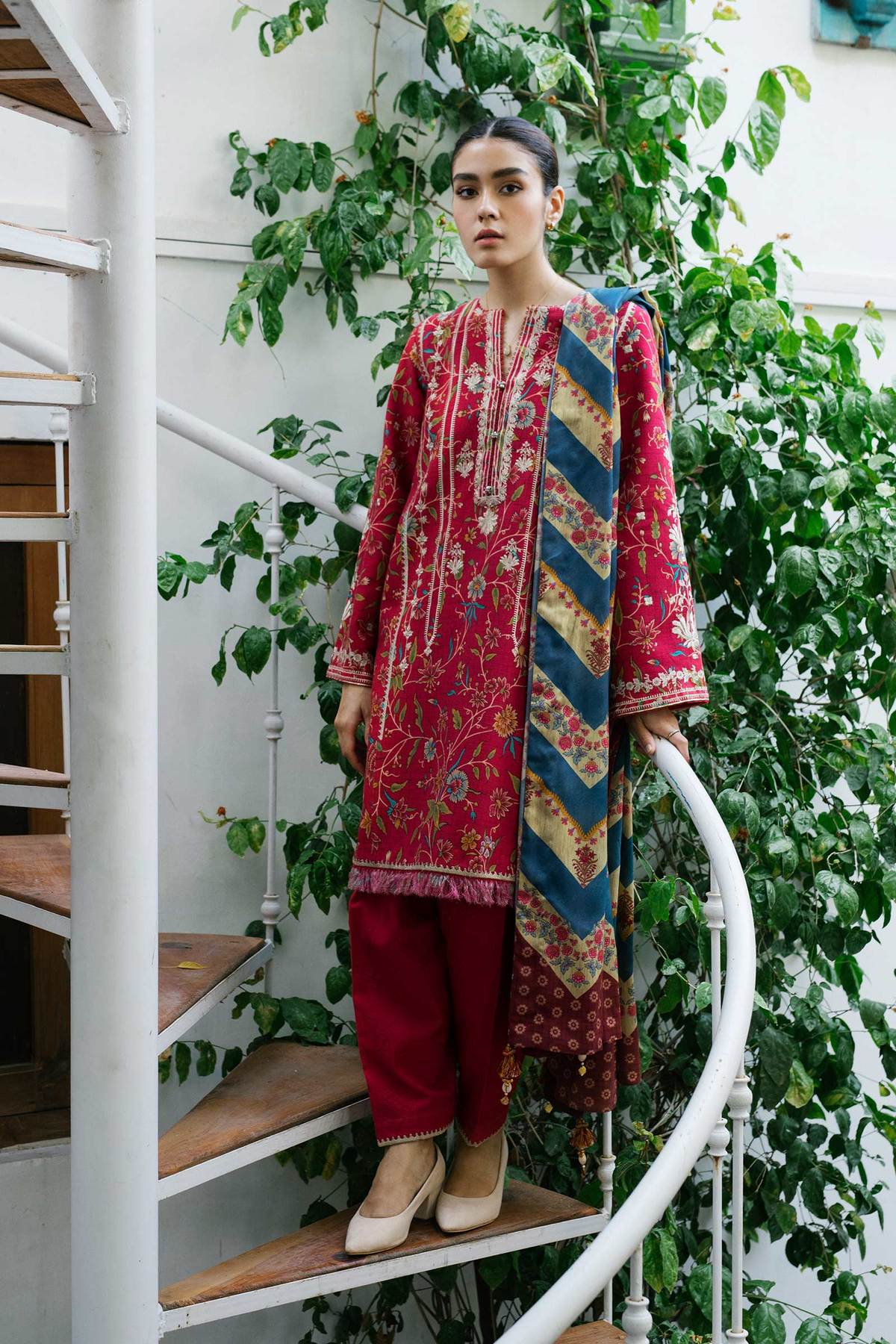 ZW21-1A | Zara Shahjahan Coco Winter 2021 Collection | Unstitched Embroidered Khaddar Suit
