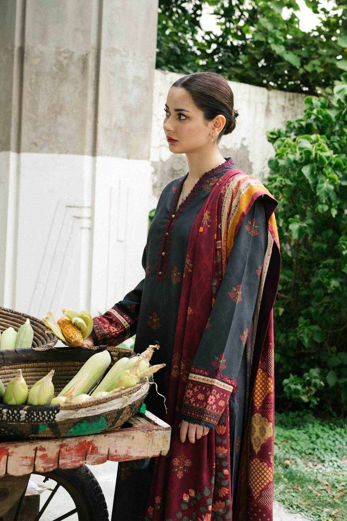 ZW21-5A | Zara Shahjahan Coco Winter 2021 Collection | Unstitched Embroidered linen Suits