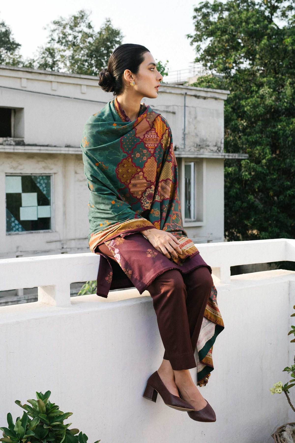 ZW21-5B | Zara Shahjahan Coco Winter 2021 Collection | Unstitched Embroidered linen Suits